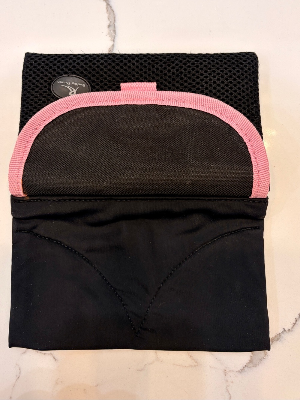Running Buddy Pouch - Picture 3 of 6